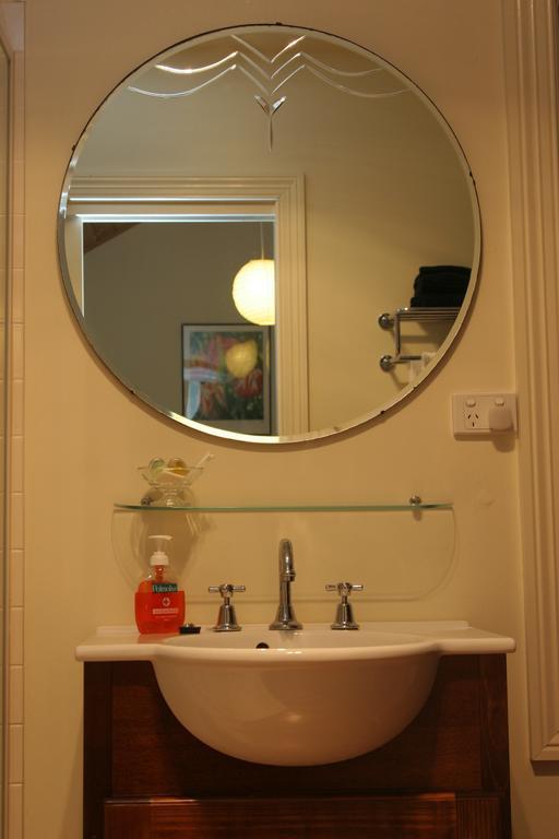 Stone'S Throw Cottage Bed And Breakfast Belgrave Cameră foto