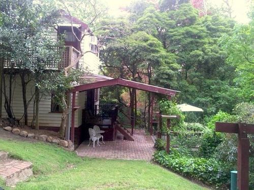 Stone'S Throw Cottage Bed And Breakfast Belgrave Exterior foto