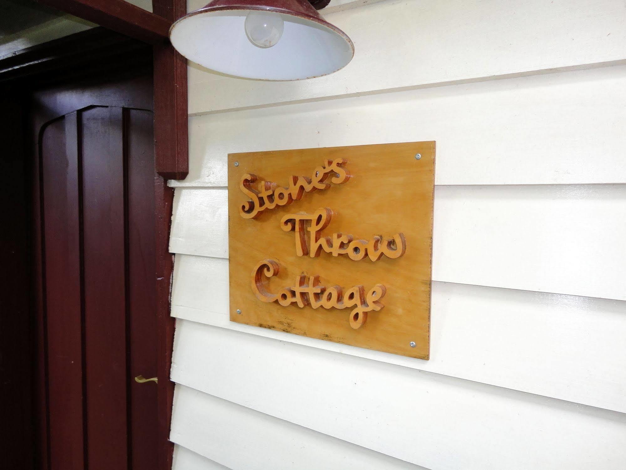 Stone'S Throw Cottage Bed And Breakfast Belgrave Exterior foto