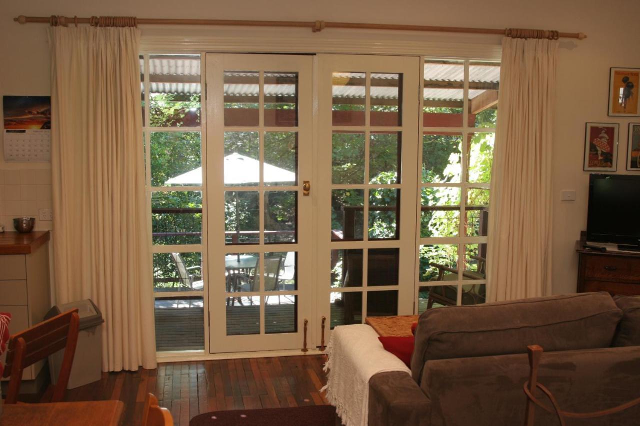 Stone'S Throw Cottage Bed And Breakfast Belgrave Exterior foto